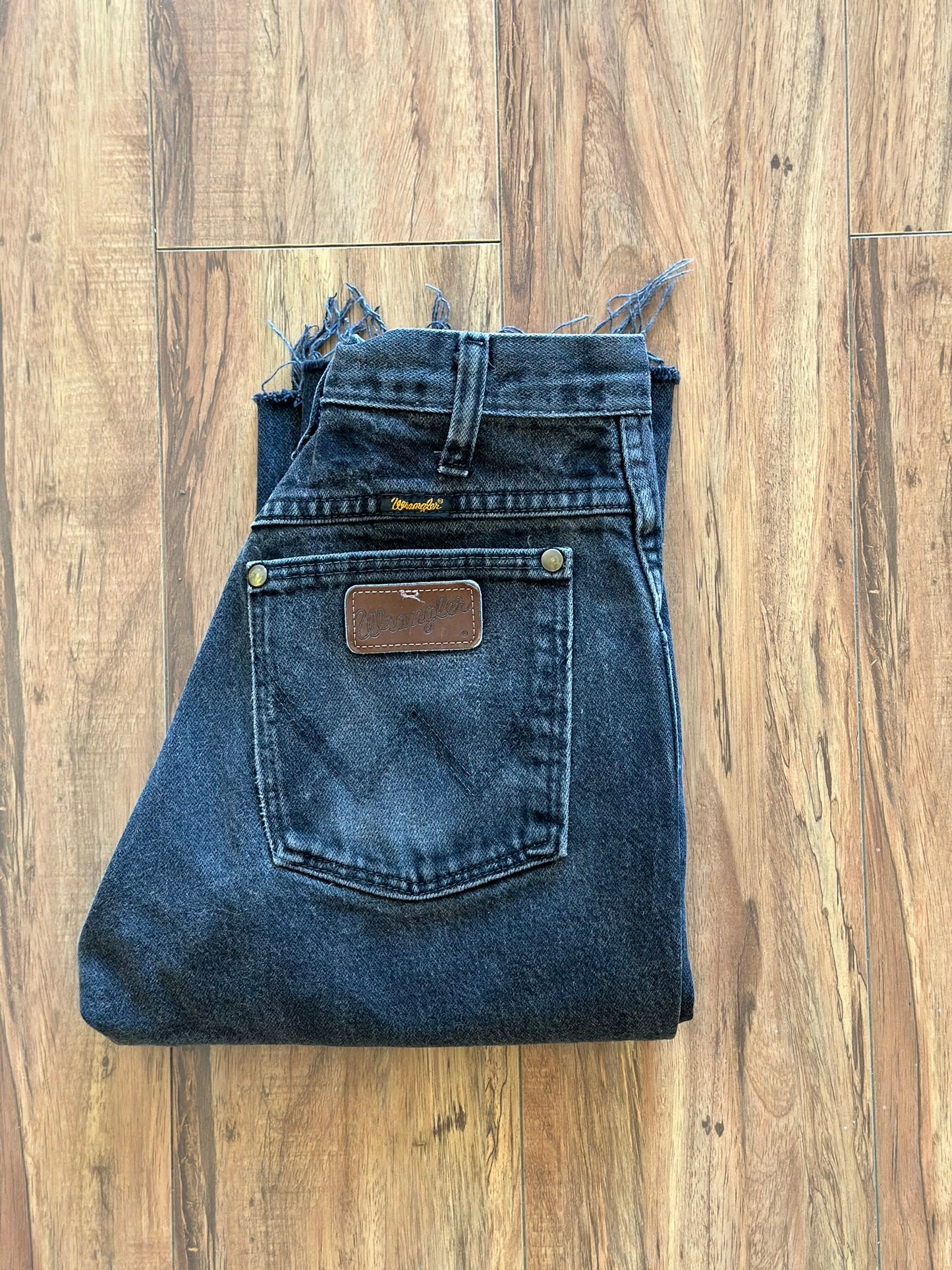 Cropped Wrangler Jeans